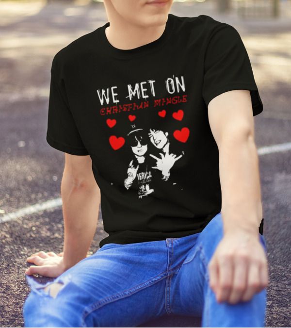 We Met On Christian Mingle Jake Webber Johnnie Guilbert Hearts Alkalinedrip T-Shirt