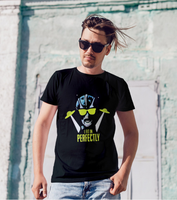 Resident Alien I Fit In Perfectly Retro UFO Vibe T-Shirt