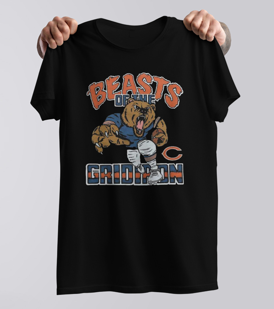 Chicago Bears Beasts Of The Gridiron Football Crossover T-Shirt