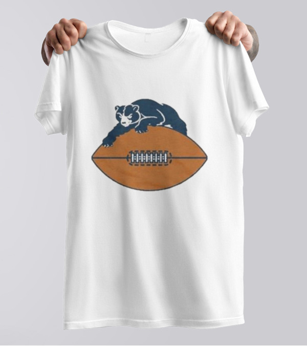 Chicago Bears Vintage Bear And Football Logo 1946 T-Shirt