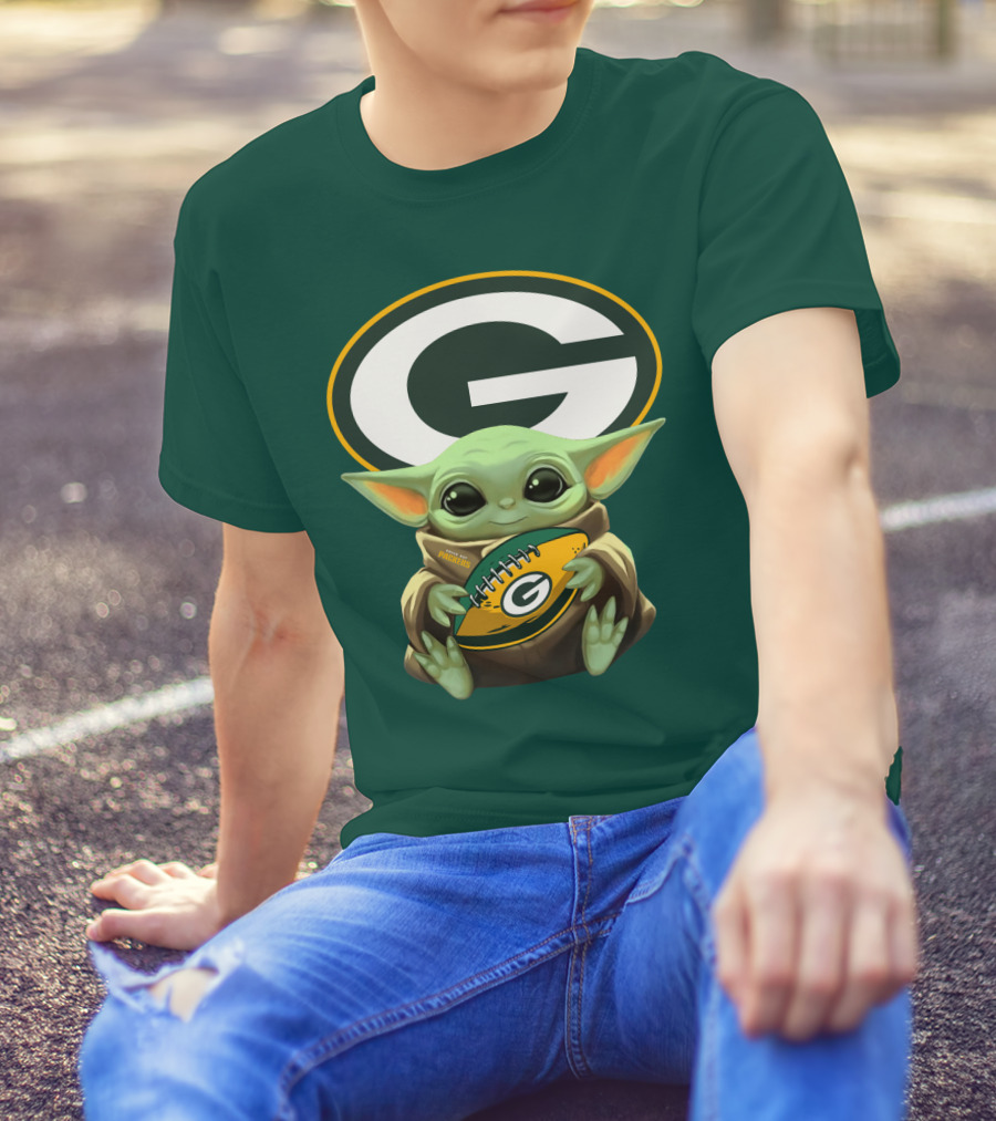 Baby Yoda Green Bay Packers Football Fan T-Shirt