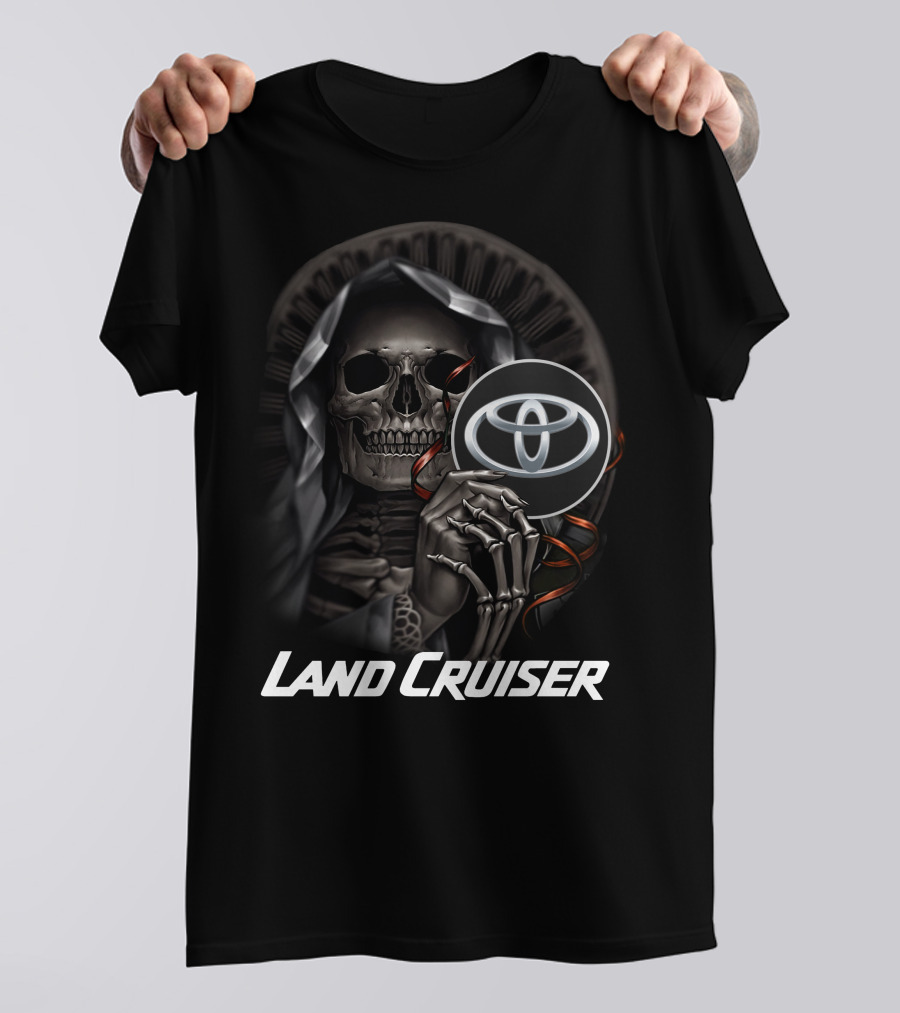 Land Cruiser Skull Holding Toyota Symbol T-Shirt