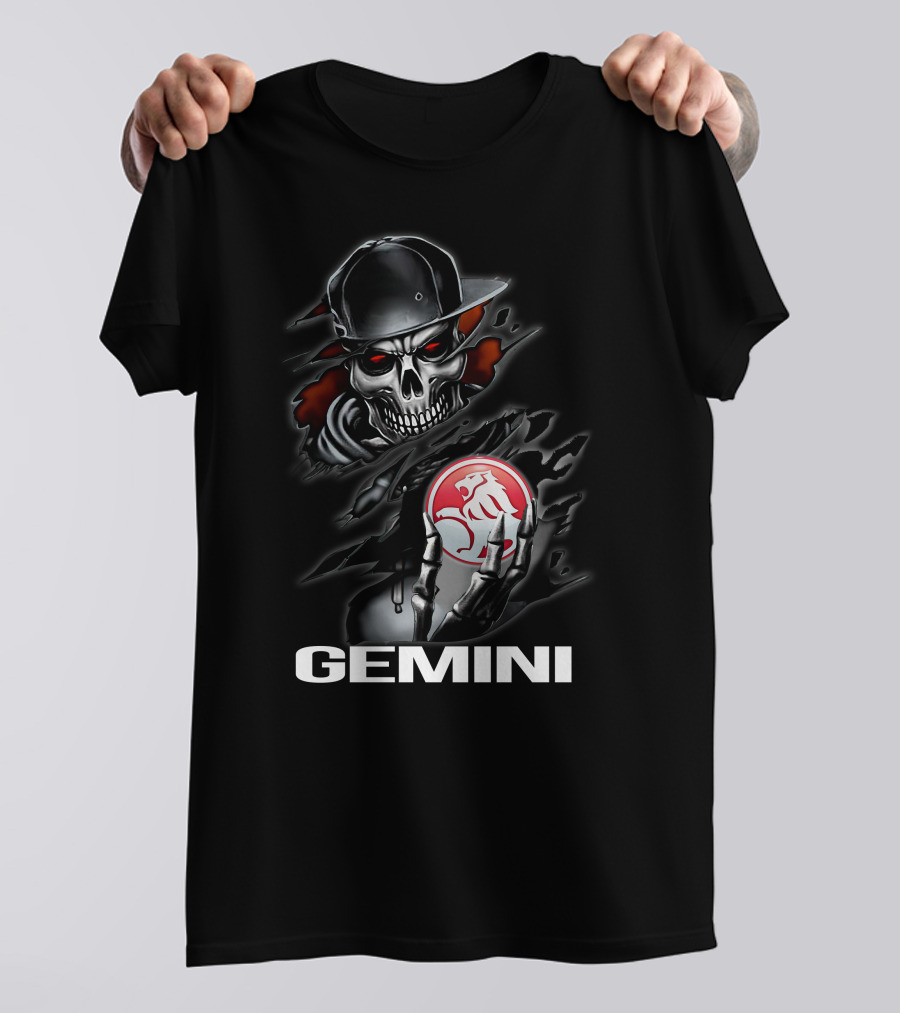 Gemini Skull Holding Red Holden Lion T-Shirt