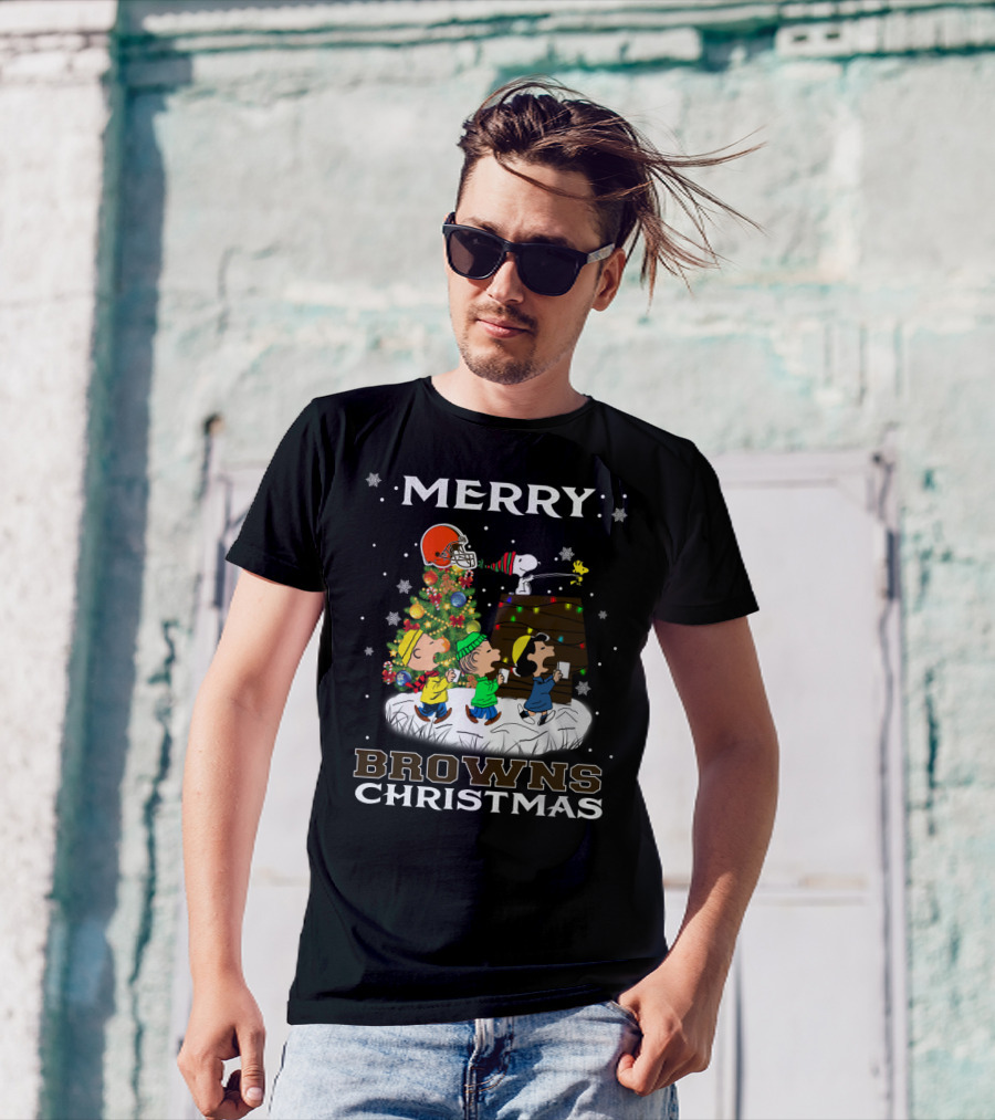 Merry Browns Christmas With Snoopy And Friends T-Shirt