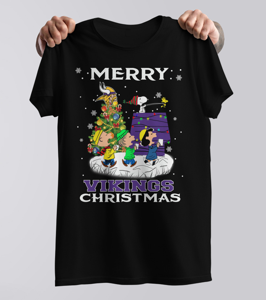 Merry Vikings Christmas With Snoopy And Friends T-Shirt