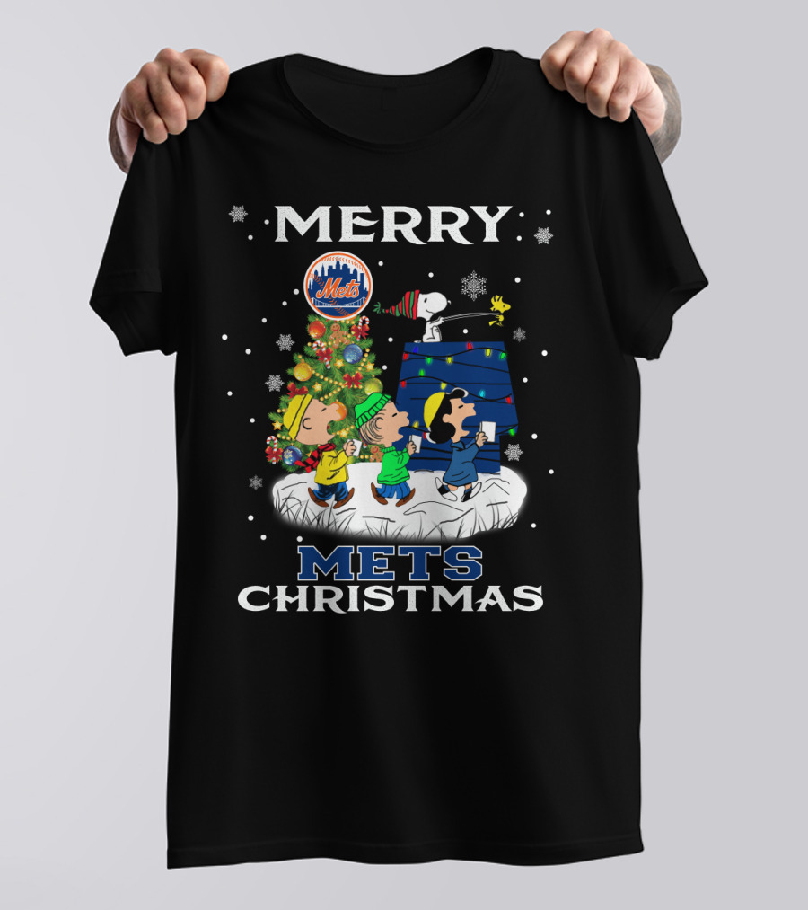 Merry New York Mets Christmas With Snoopy And Friends T-Shirt