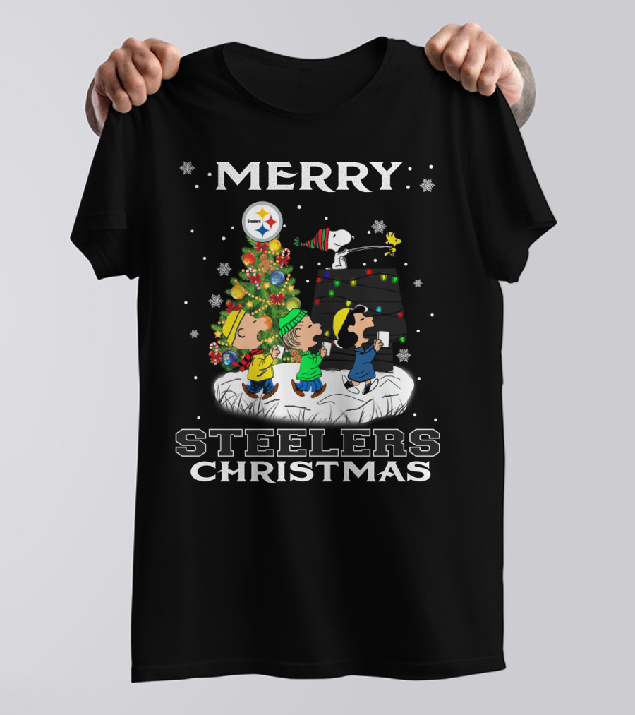 Merry Steelers Christmas Snoopy Peanuts Pittsburgh T-Shirt