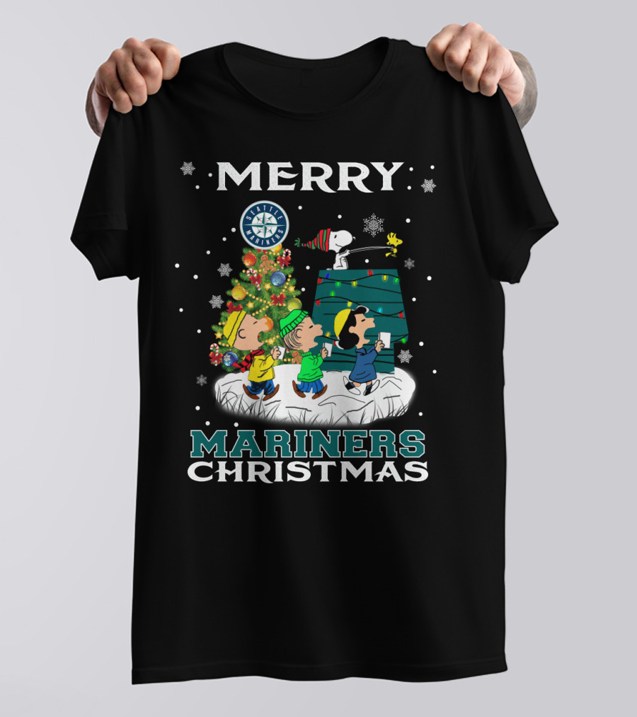 Merry Seattle Mariners Christmas Snoopy Peanuts Holiday T-Shirt