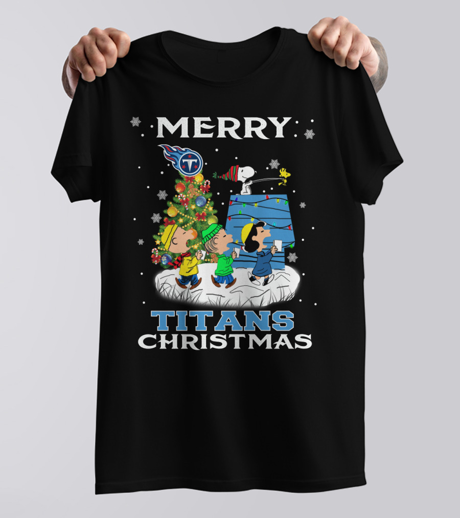 Merry Tennessee Titans Christmas Featuring Snoopy And Peanuts Characters T-Shirt