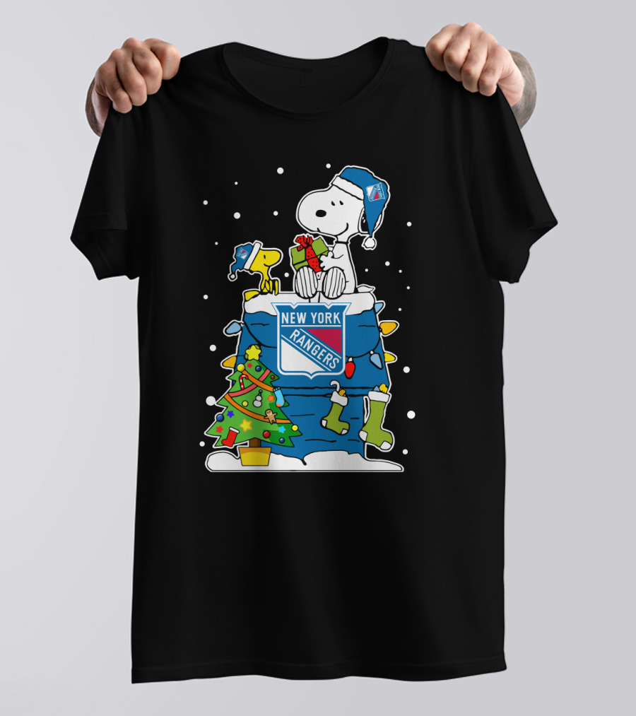 New York Rangers Snoopy Christmas Peanuts Holiday Hockey Fans T-Shirt