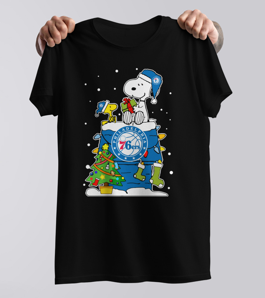 Philadelphia 76ers Snoopy Presents Christmas Scene T-Shirt