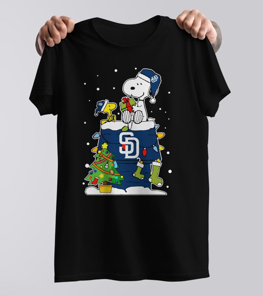 San Diego Padres Snoopy Christmas Theme T-Shirt