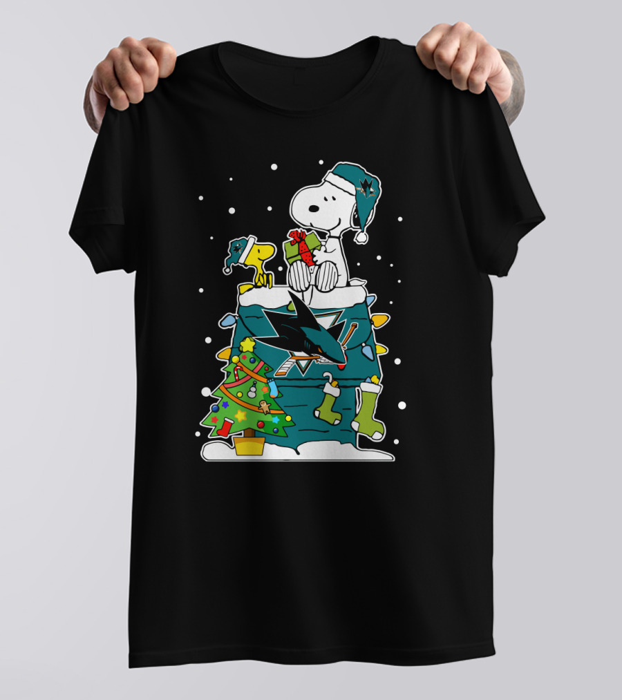 San Jose Sharks Christmas Snoopy For Peanuts Fans T-Shirt