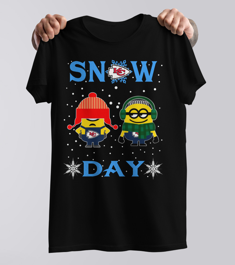 Kansas City Chiefs Snow Day Minions Winter Fun T-Shirt