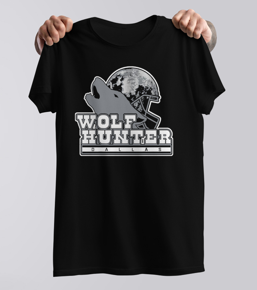 Dallas Wolf Hunter Full Moon Football Howl T-Shirt