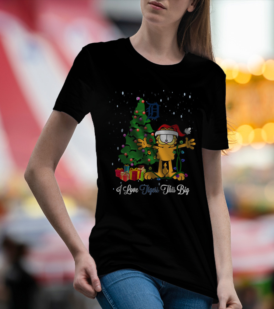 I Love Tigers This Big Christmas Garfield D Letter Tree T-Shirt
