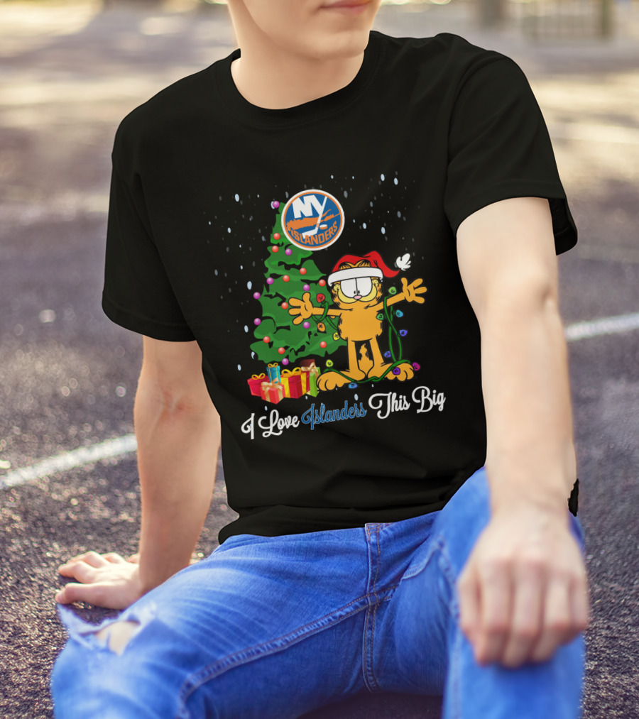 I Love New York Islanders This Big Christmas Tree Santa Hat Presents Garfield T-Shirt