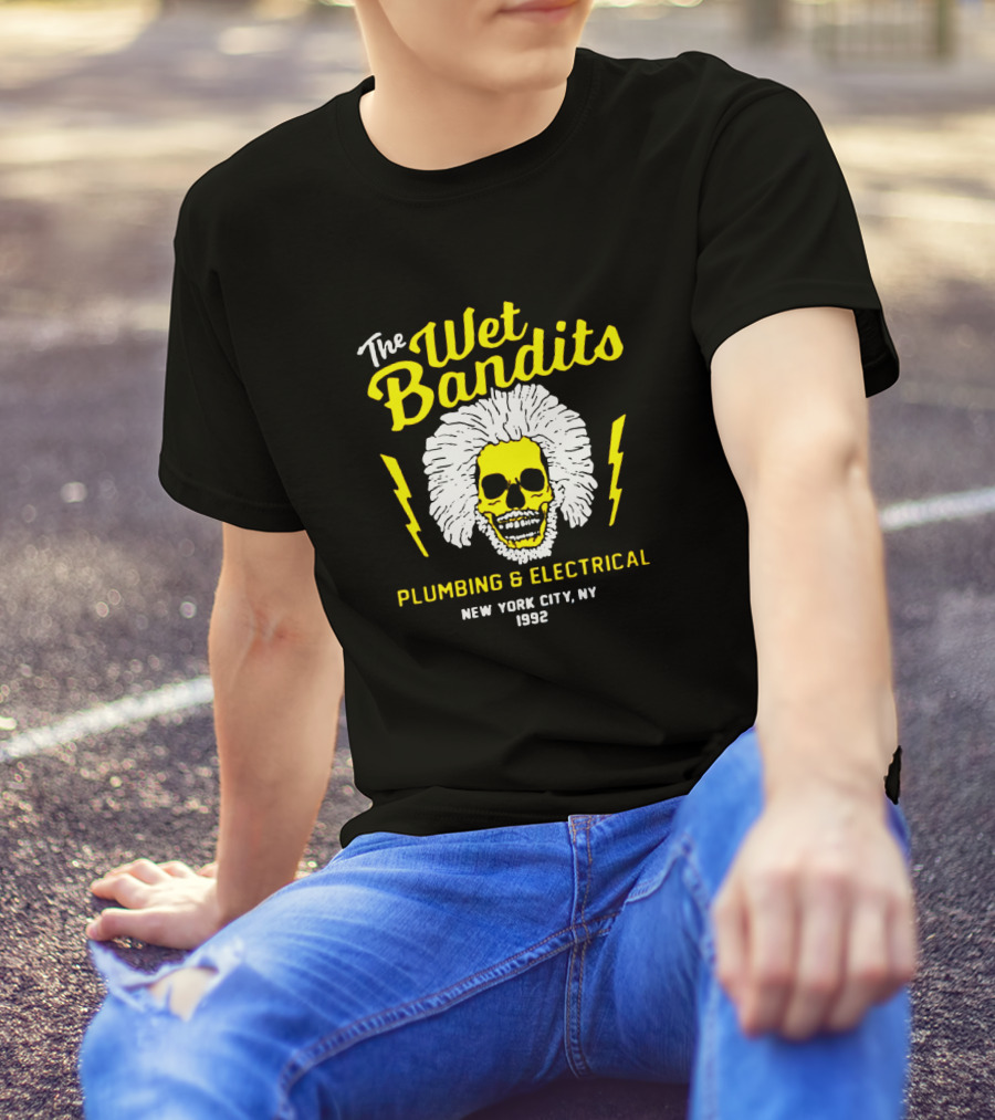 The Wet Bandits Plumbing And Electrical New York City Ny 1992 Skull With Lightning Bolts T-Shirt