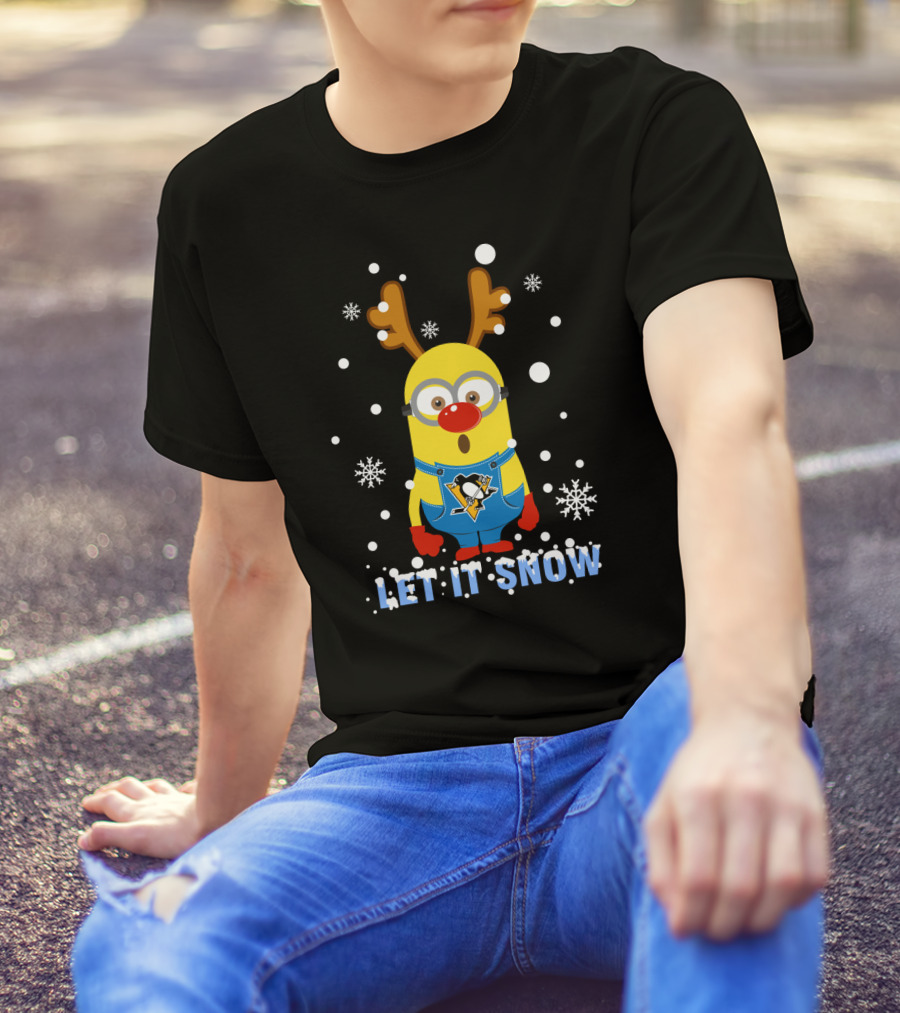 Let It Snow Minion Pittsburgh Penguins Fan With Antlers Snowflakes T-Shirt