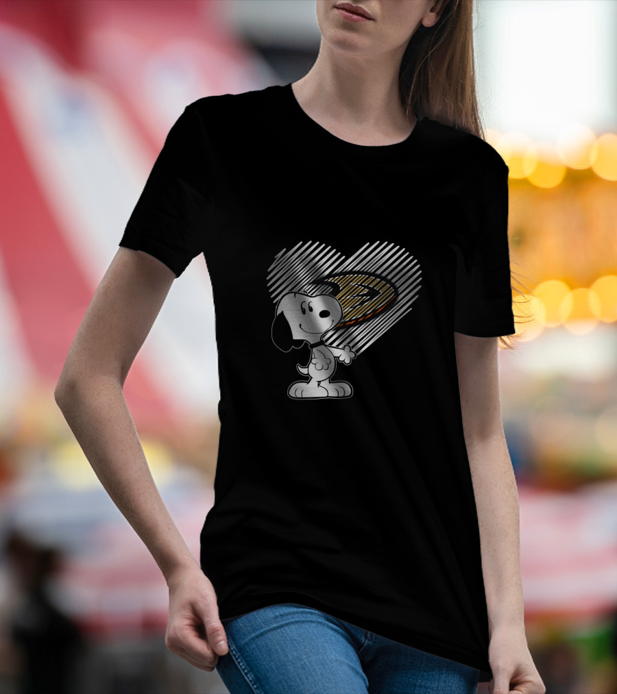 Snoopy With Anaheim Ducks Hockey Heart Sketch T-Shirt