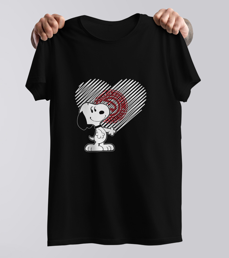 Snoopy Loves Atlanta Hawks Heart T-Shirt