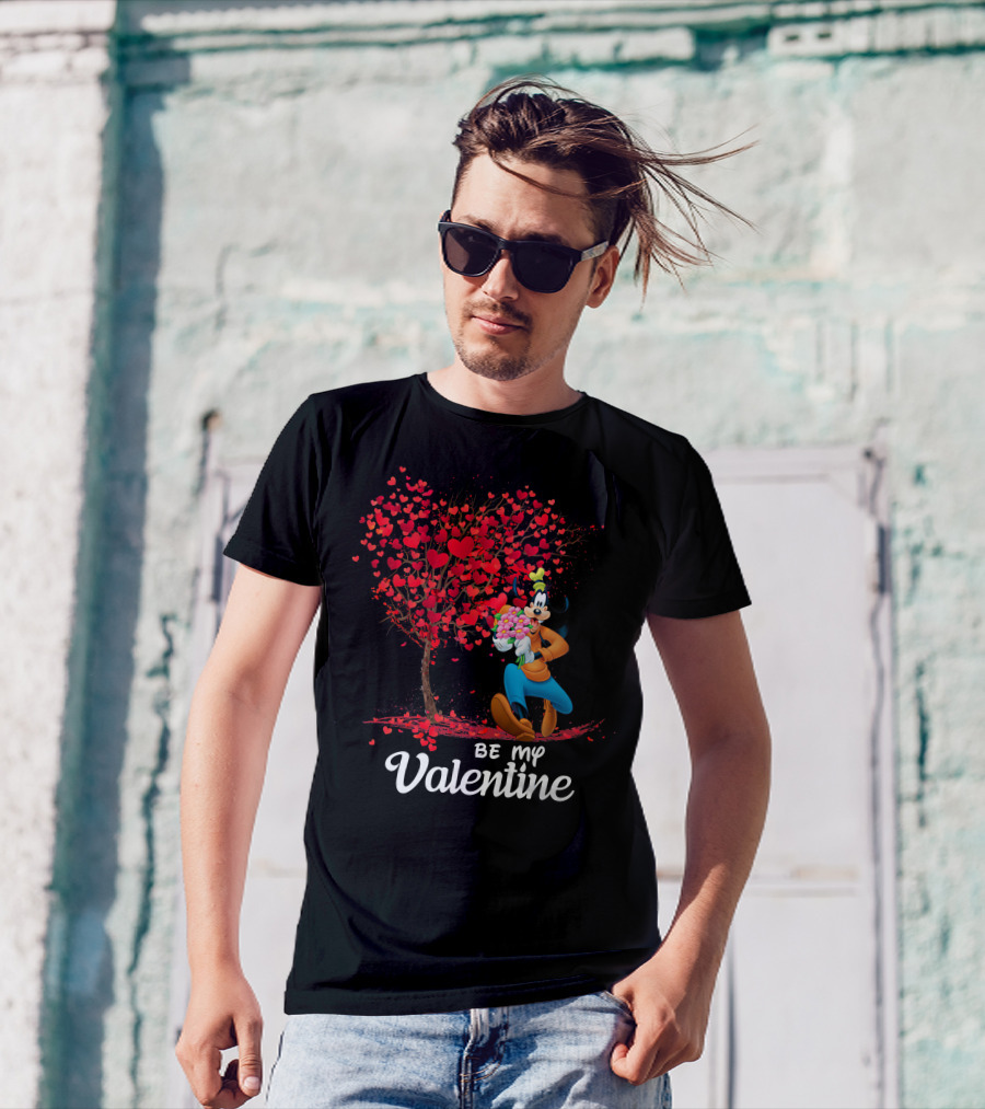 Goofy Be My Valentine Heart Tree T-Shirt