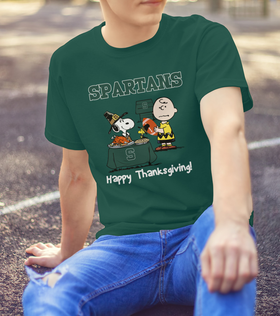 Spartans Snoopy Charlie Brown Thanksgiving Football T-Shirt