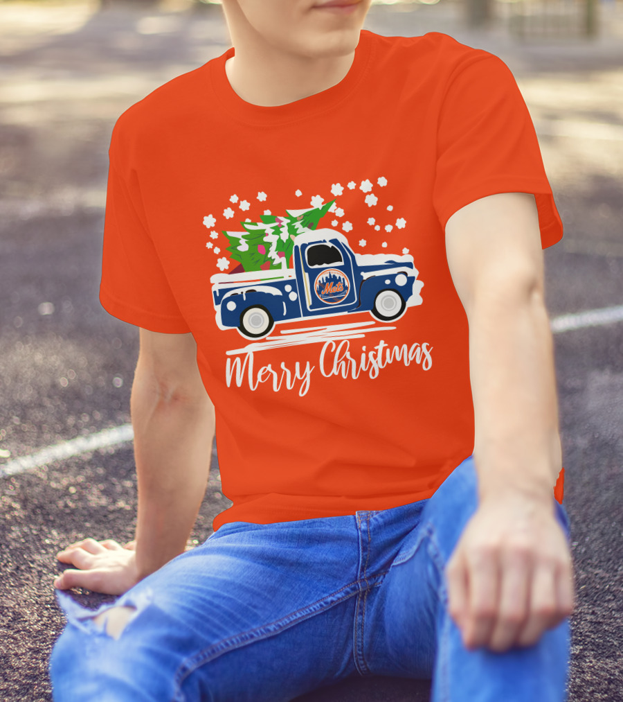 New York Mets Vintage Truck Merry Christmas Snowflakes T-Shirt