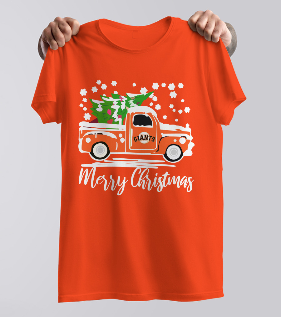 Merry Christmas San Francisco Giants Vintage Car With Snow And Tree T-Shirt