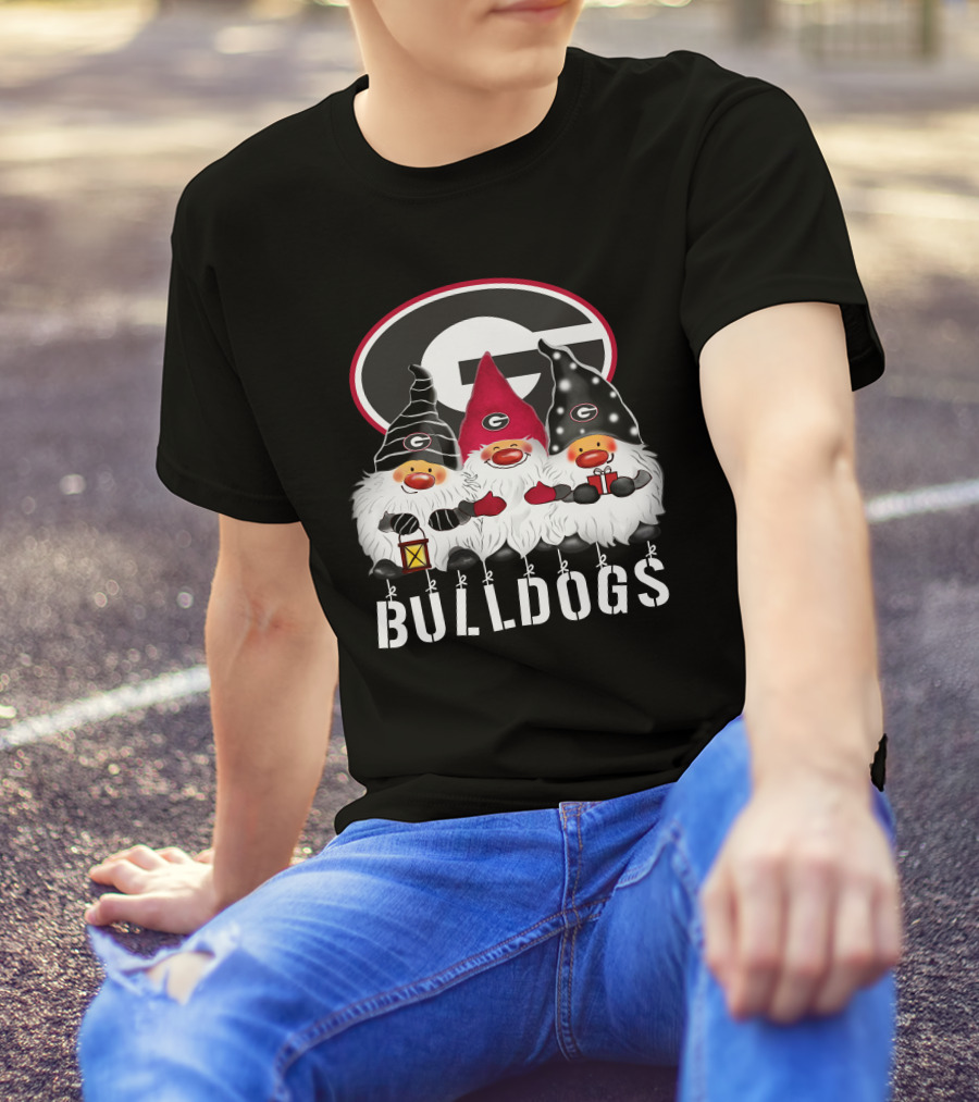 Georgia Bulldogs Merry Christmas Happy Holidays Gnomes T-Shirt