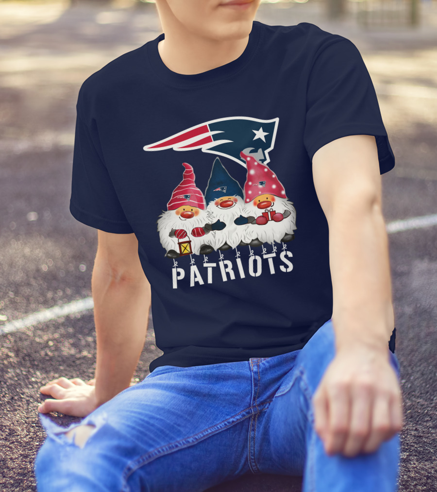 New England Patriots Merry Christmas Happy Holidays Gnomes NFL T-Shirt