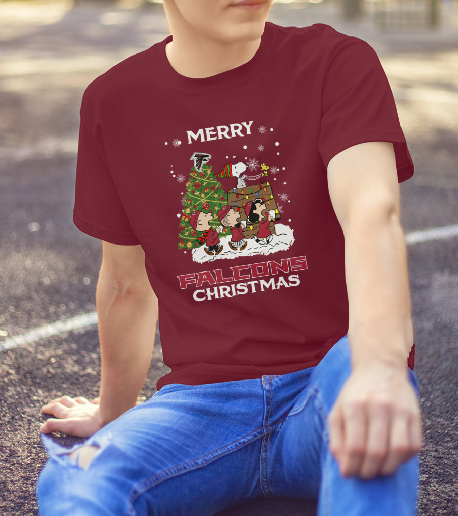 Merry Falcons Christmas Peanuts Tree Atlanta Snowflakes T-Shirt
