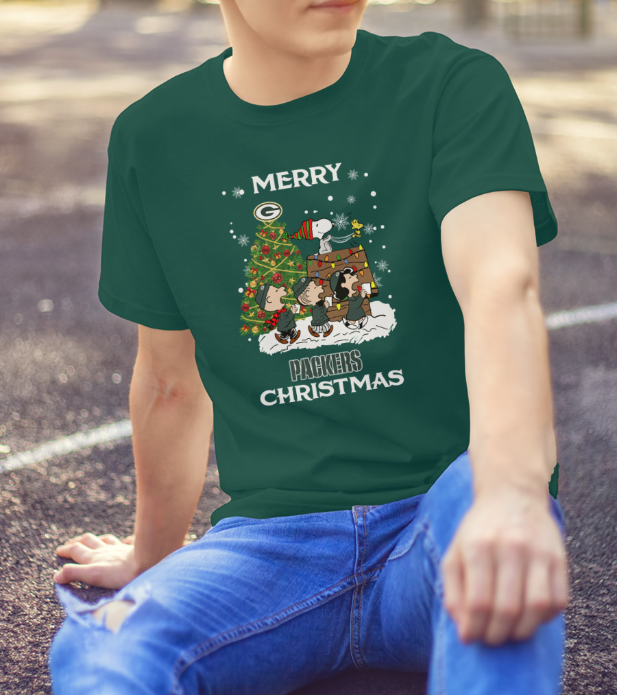 Merry Christmas Green Bay Packers Peanuts Christmas Tree T-Shirt