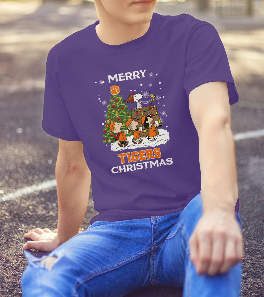 Merry Tigers Christmas Clemson The Peanut Christmas Tree T-Shirt