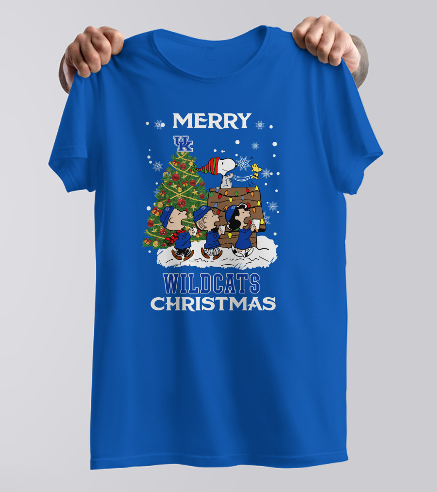 Wildcats Merry Christmas Peanuts Tree Kentucky T-Shirt