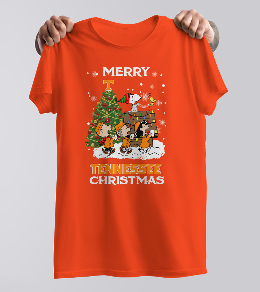 Merry Tennessee Christmas Peanuts Tree With Snoopy And Friends T-Shirt