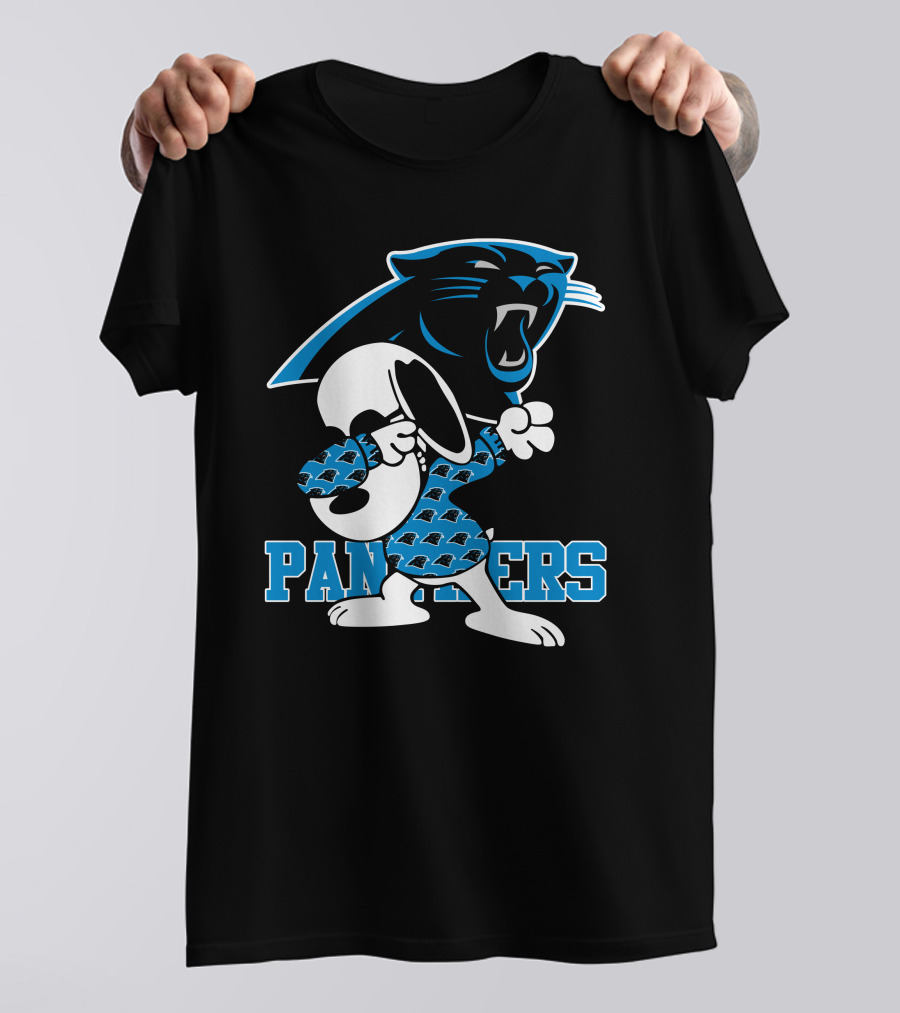 Carolina Panthers Snoopy Dabbing Panthers T-Shirt