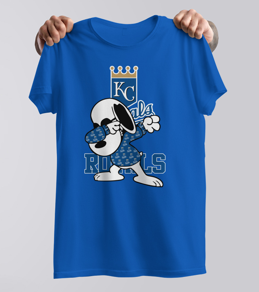 KC Royals Snoopy Dabbing Royals T-Shirt