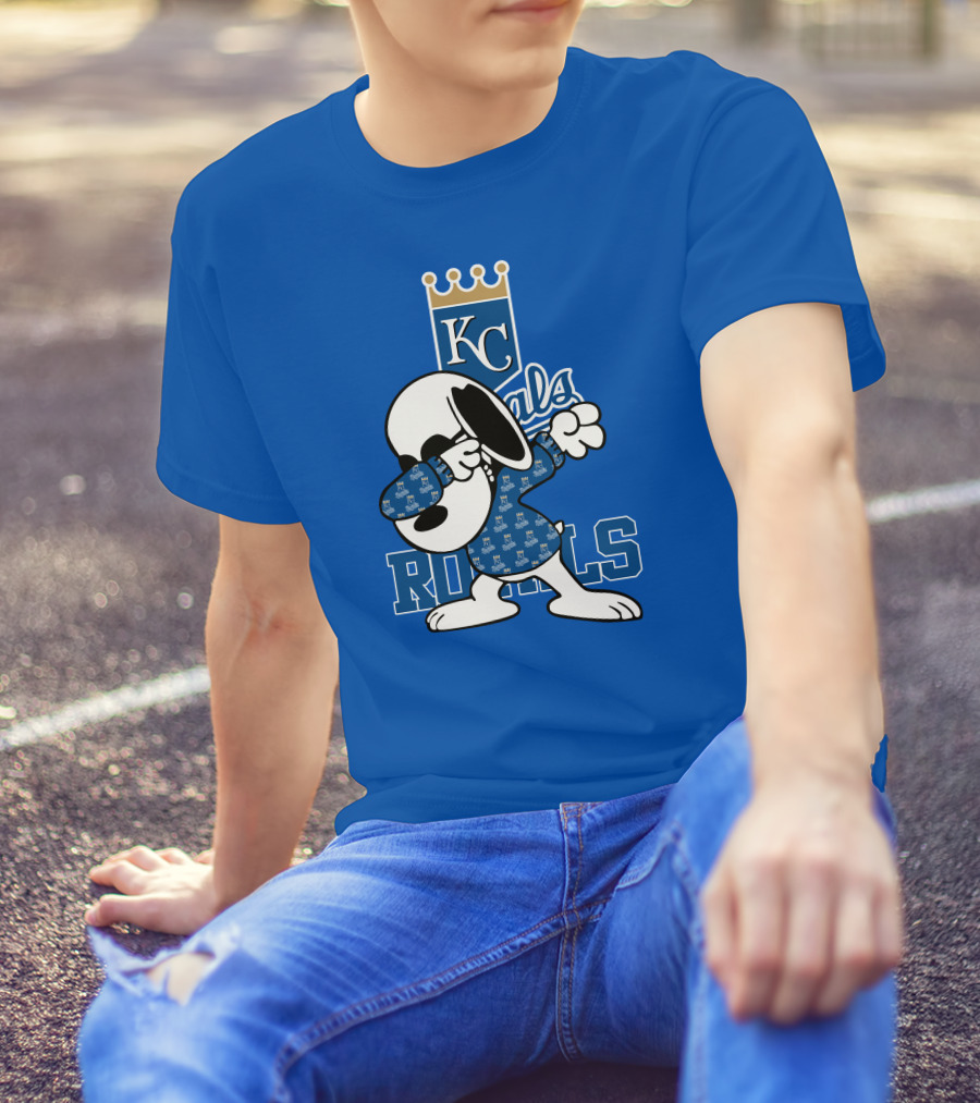 KC Royals Snoopy Dabbing Royals T-Shirt