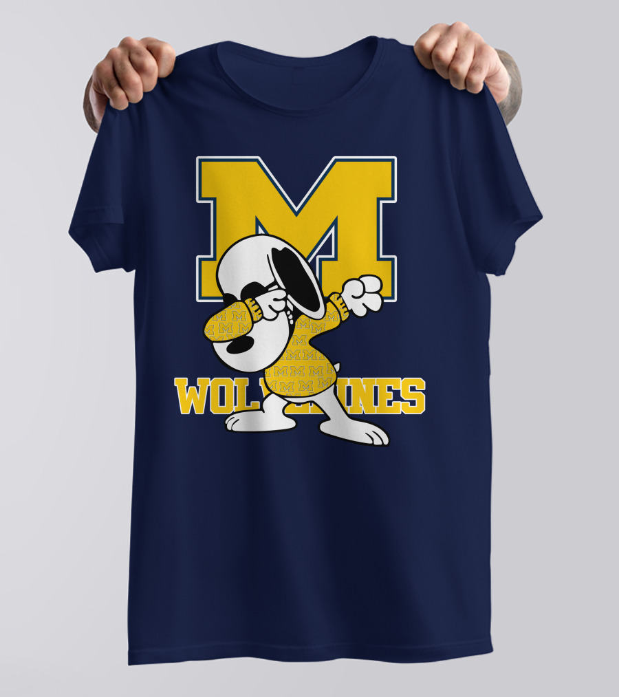 Michigan Wolverines Snoopy Dab With Block M T-Shirt