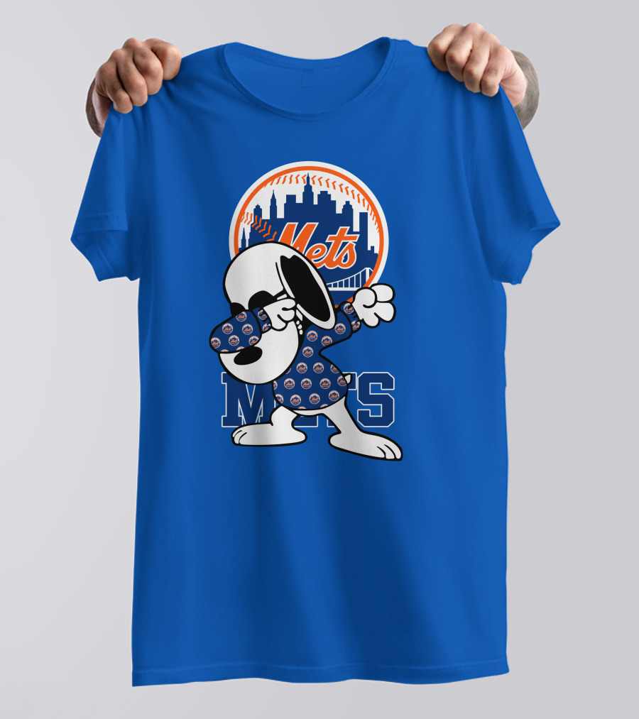 New York Mets Snoopy Dabbing Mets Logo Skyline T-Shirt