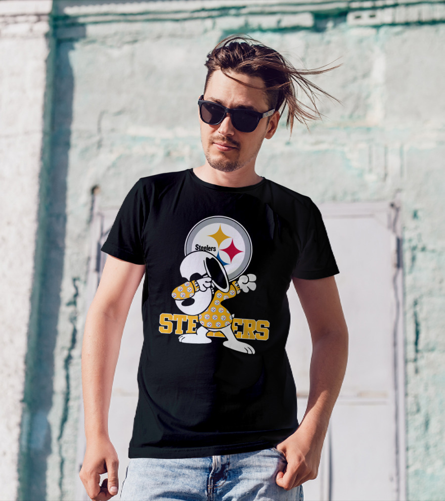 Pittsburgh Steelers Snoopy Dabbing Fan T-Shirt