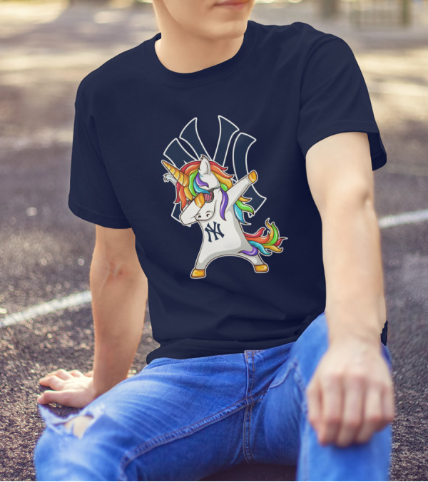 New York Yankees Unicorn Dabbing Rainbow T-Shirt