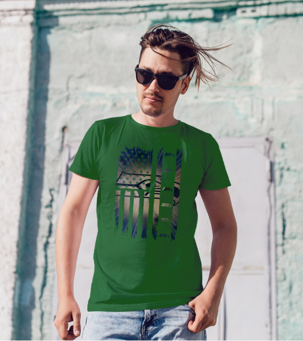 Seattle Seahawks American Flag Distressed Vintage T-Shirt