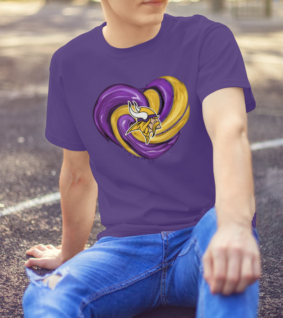 Minnesota Vikings Heart Swirl Viking Helmet T-Shirt