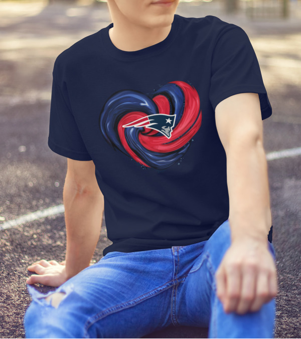New England Patriots Heart Swirl T-Shirt