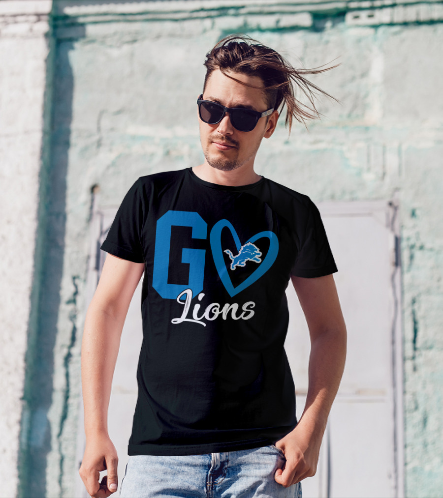 Go Lions Heart Detroit Lions T-Shirt