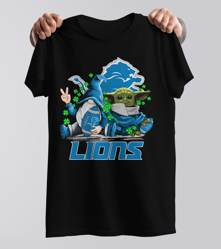 Leprechauns Gnomes Baby Yoda Lions Football Detroit Clover Hug T-Shirt