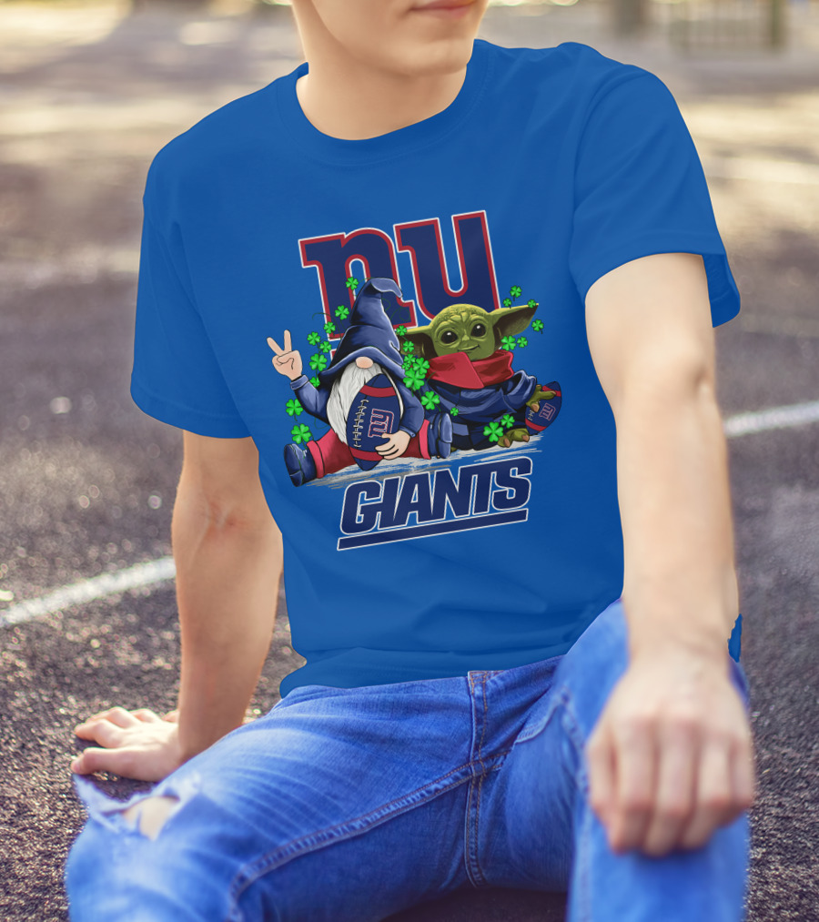 New York Giants Leprechauns Gnomes Baby Yoda Football Clover T-Shirt