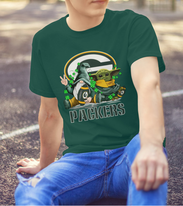 Leprechauns Gnomes Baby Yoda Packers Logo Shamrocks Hug Green Bay T-Shirt
